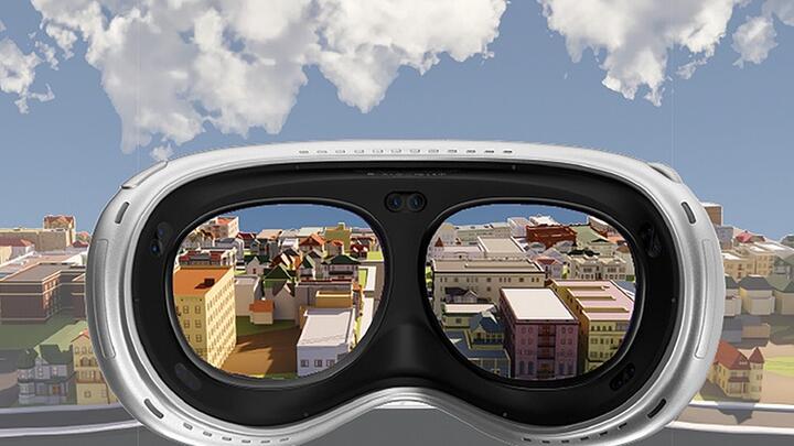 Visions & Voices: Making History: Seeing the Future of the Urban Past with XR Technologies