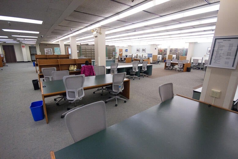 Tables and carrels in the lower level of Norris Medical Library